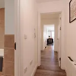 דירה Modern Serviced Appartment: Short Walk To Centre בריסטול